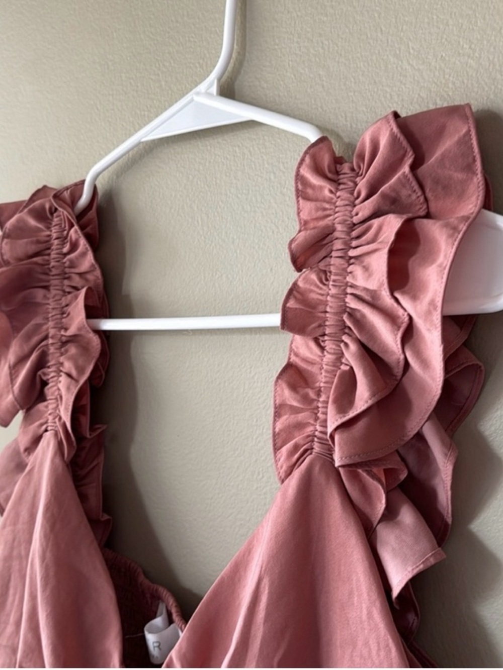 ASTR Ruffled Top - Picture 3 of 6